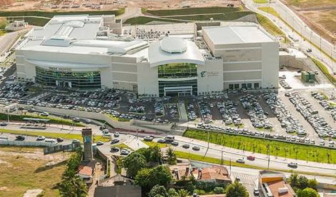 Câmara promulga lei que impede cobrança da taxa de estacionamento em Maceió