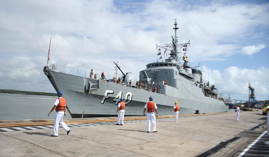 Marinha abre concurso com 165 vagas para técnicos