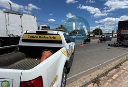 Condutor de cinquentinha colide em traseira de caminhão e morre na AL-110, em Arapiraca