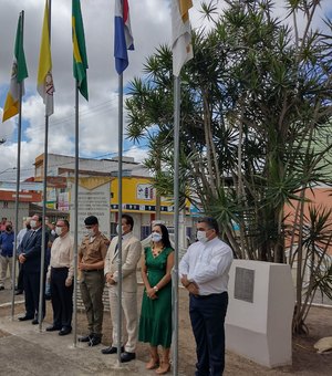 Hasteamento de bandeiras e missa marcam início da comemoração dos 97 anos de Arapiraca