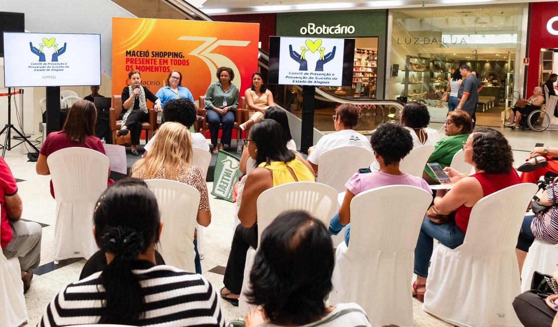 Rodas de Conversa em shopping de Maceió discutem com a população prevenção e posvenção do suicídio