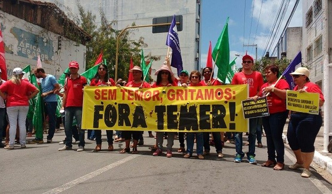 CUT e outras centrais sindicais fazem protestos contra Temer pelo país