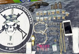 Jovem é preso com arma de fogo e drogas durante patrulhamento da PM em Delmiro Gouveia