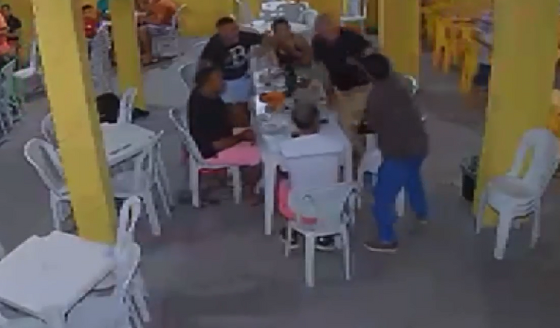 Homem é condenado a 12 anos por matar outro a facadas em bar no interior de Alagoas