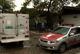 Jovem tem corpo esquartejado e cabeça enfiada dentro do abdômen em Maceió