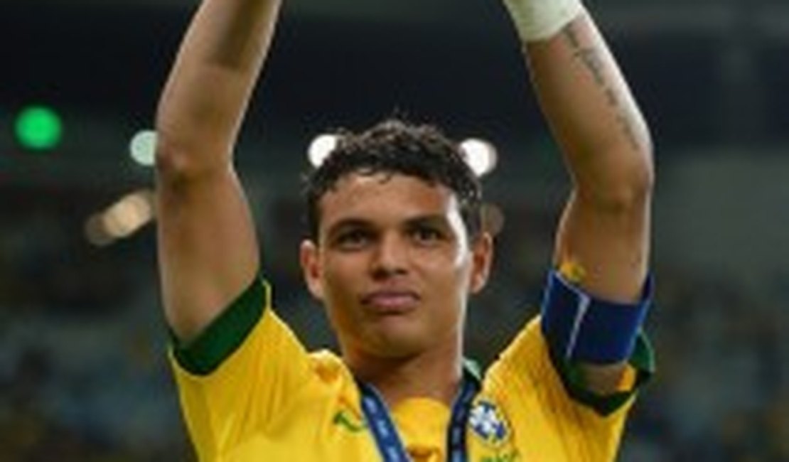 Mãe de Thiago Silva pensou em abortá-lo