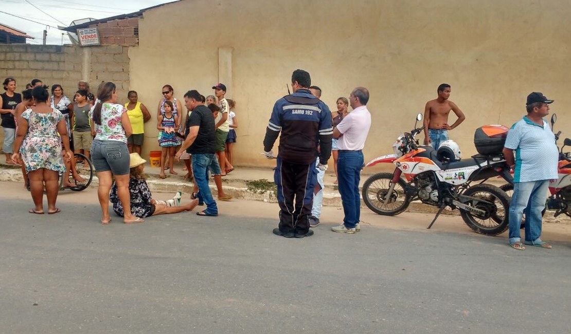 Senhora de 77 anos é atropelada por motocicleta, no bairro Planalto, em Arapiraca