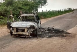 Quadrilha tenta explodir cofre de Agência Bancária em Mata Grande