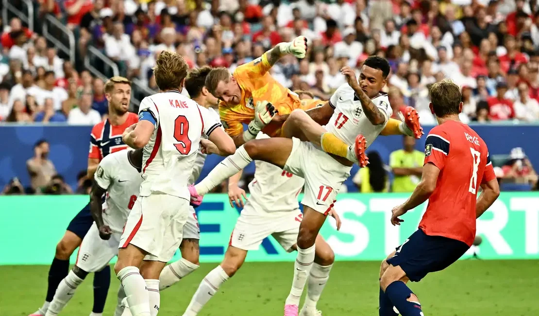 Inglaterra vence Noruega e garante vaga na semifinal
