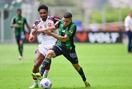 Com gols no fim, América-MG e Flamengo empatam pelo Brasileiro