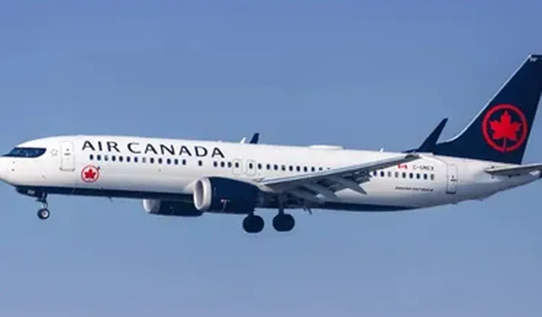 Ex-piloto da Air Canada é acusado de voar 17 anos com licença falsa