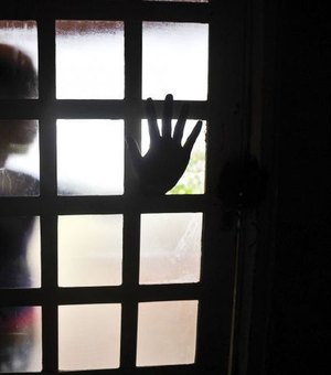 Criminosos que pagavam mães para estuprar crianças são presos em São Miguel dos Campos e em Maceió