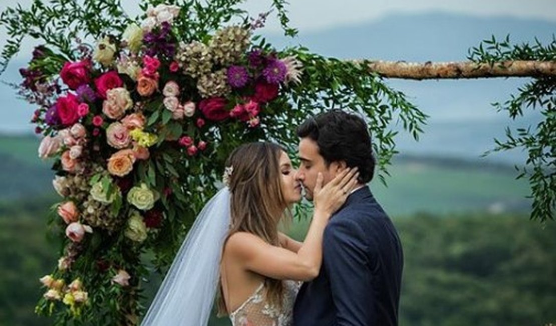 Termina o casamento de Sthefany Brito e Igor Raschkovscky