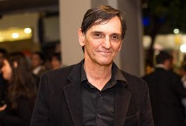 Após 34 anos, Paulo Miklos deixa Titãs