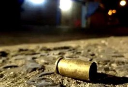 Homem com passagem pela polícia é morto com 10 tiros em Marechal Deodoro