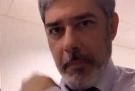 Após ser vacinado, William Bonner abre o jogo sobre os sintomas e manda recado