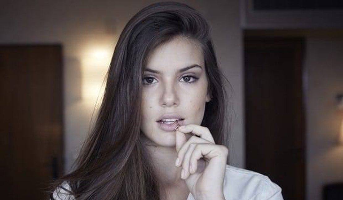 Globo dispensa Camila Queiroz de Verdades Secretas e acusa atriz de fazer 'demandas inaceitáveis'