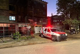 Jovem de 18 anos é executada a tiros dentro de apartamento no conjunto Medeiros Neto