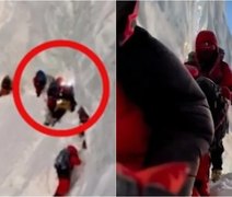 Alpinista morre e é deixado por colegas na segunda montanha mais alta do mundo; vídeo