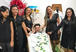 Curso de como organizar funeral viraliza na internet