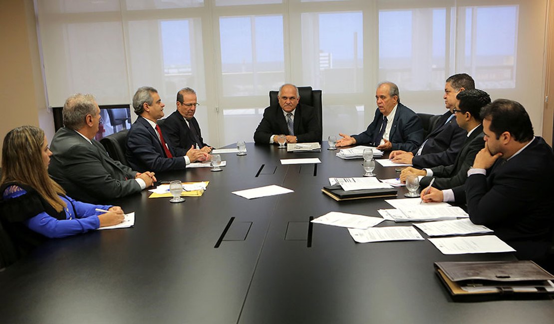 ﻿Judiciário avalia determinar interdições no sistema prisional de Alagoas