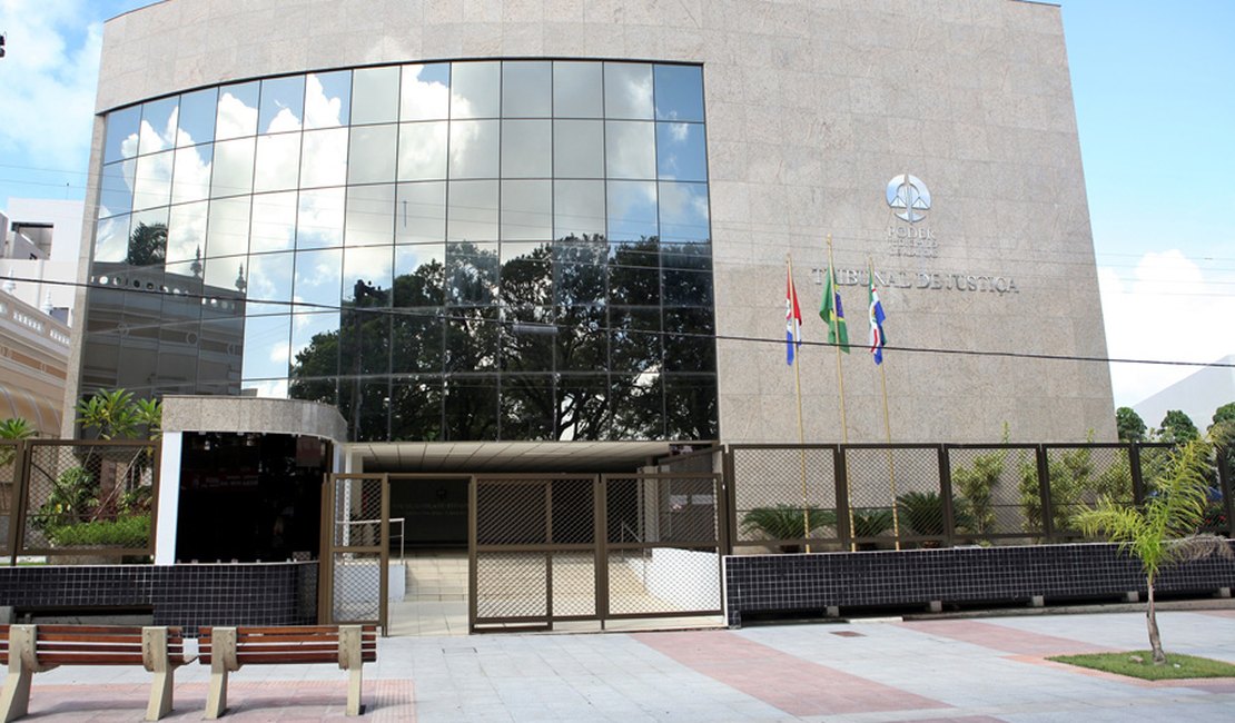 Polícia Federal realiza operação contra membros do judiciário de Alagoas
