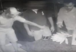 Polícia divulga vídeo de assalto contra comerciante em Maribondo