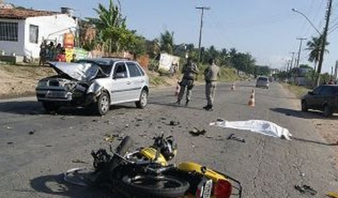 Motociclista morre após se envolver em grave acidente na BR 101