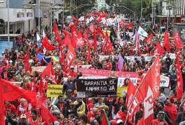 Manifestações em apoio à Dilma ocorrem em pelo menos 11 Estados