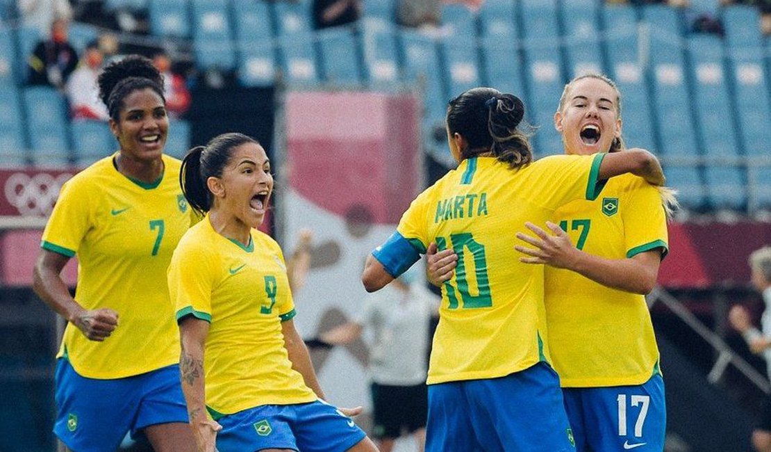 Marta faz dois em estreia da seleção brasileira na Olímpiada