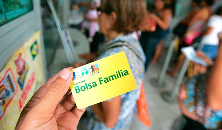 Banco Mundial quer ampliar Bolsa Família para evitar aumento da pobreza