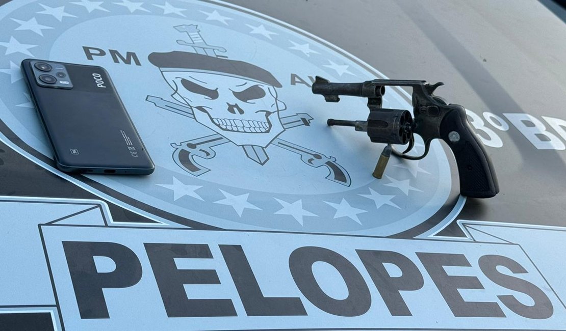 Jovem é preso após ser flagrado com drogas e arma de fogo em Arapiraca