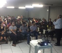 Prefeito se reúne com estudantes da Ufal e Ifal e garante manutenção de transporte estudantil