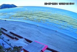 Alargamento da faixa de areia em Balneário Camboriú tem transmissão em tempo real