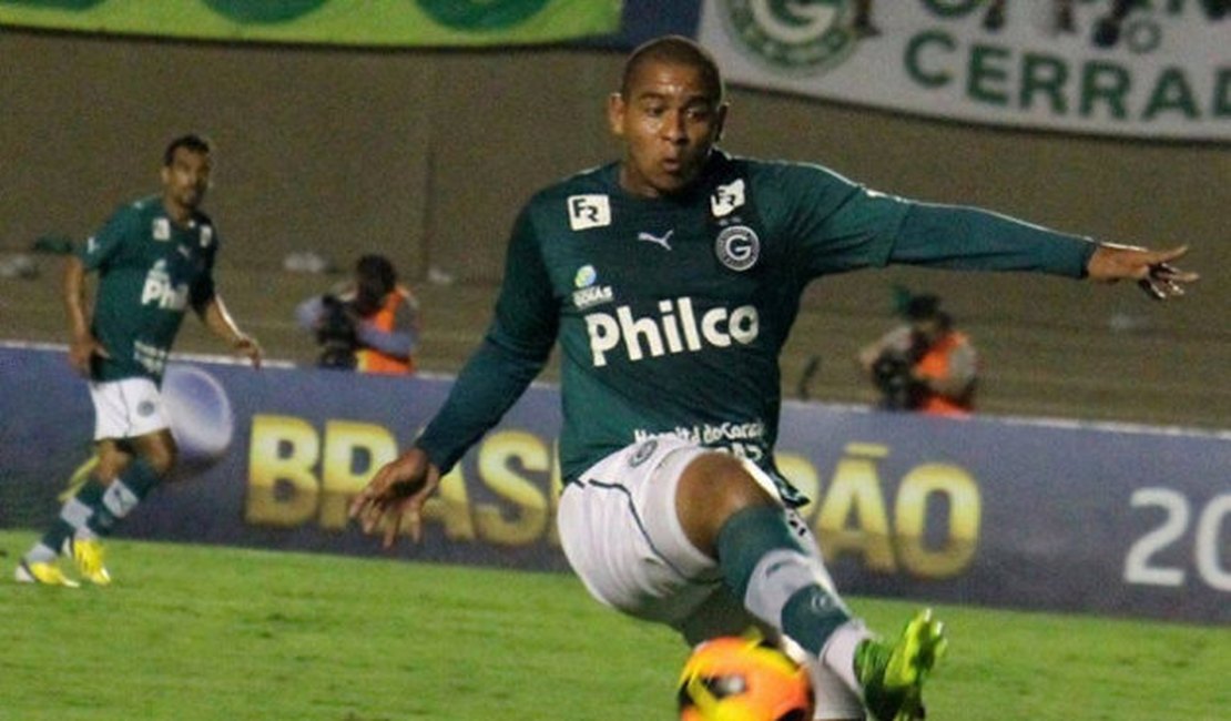 Fluminense acerta empréstimo de Walter, ex-Goiás