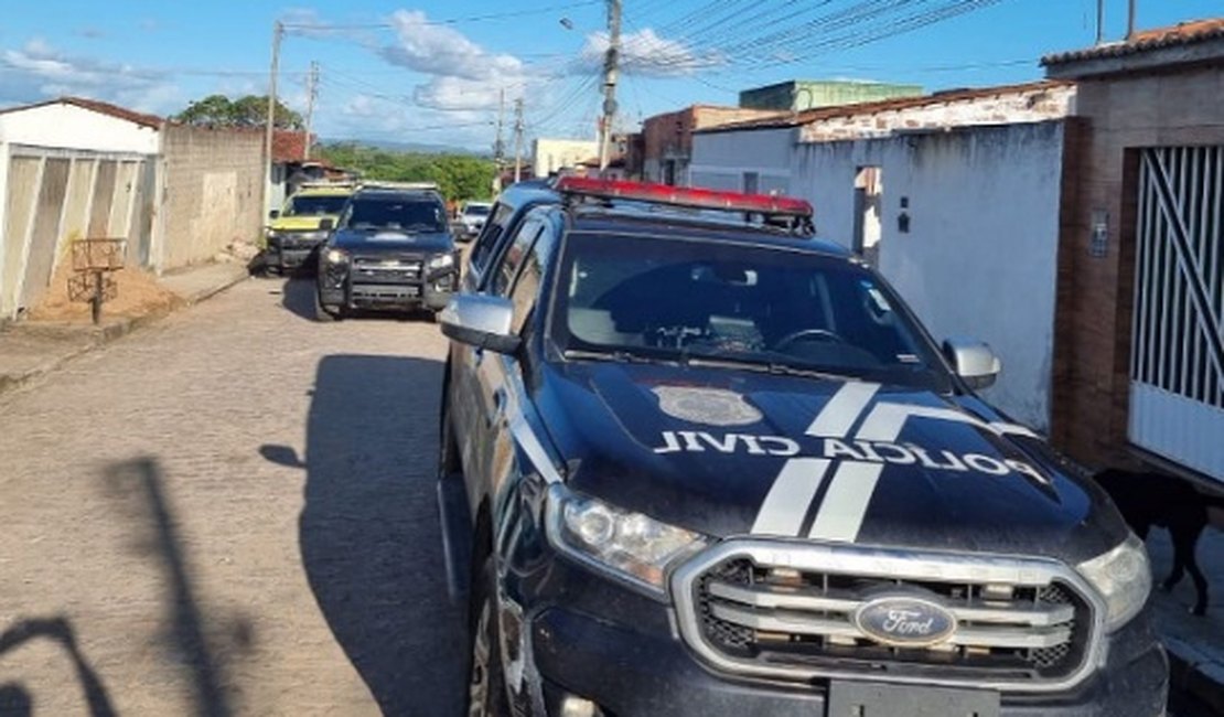 Operação policial apreende drogas e prende suspeito em Palmeira dos Índios