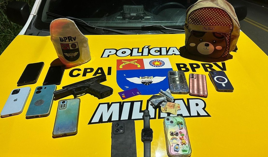 Polícia Militar detém trio suspeito de roubos em Paripueira