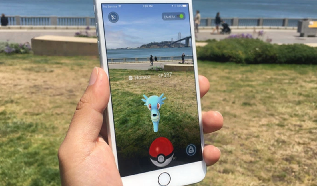 'Pokémon Go' já preocupa pais e entidades de proteção à infância