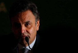 Setor do PSDB defende renúncia de Aécio Neves