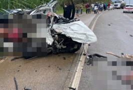 Duas pessoas morrem em colisão entre carro e micro-ônibus em Porto Calvo