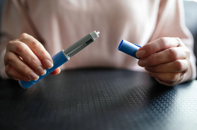 Anvisa proíbe algumas marcas de canetas emagrecedoras no Brasil; confira a lista!