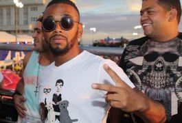 Após polêmicas, Nego do Borel fala de namoro e maturidade: 'Envelheci 50 anos'