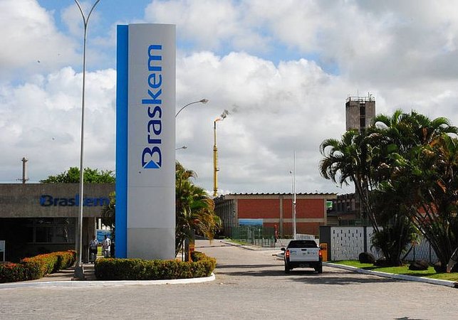 MPF denuncia Braskem e 15 pessoas por crimes ambientais e exploração irregular de sal-gema em Maceió