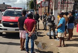 Homem de aproximadamente 60 anos passa mal e morre em via pública, em Arapiraca