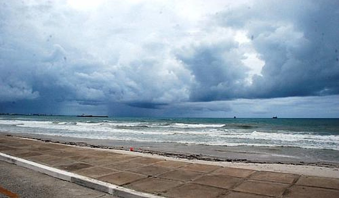 Feriado de 7 de setembro terá chuva rápida no Litoral alagoano