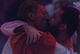 Lucas Penteado sobre Gilberto do BBB 21: A paixão é recíproca