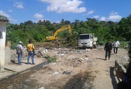 PM e Prefeitura de Arapiraca realizam operação integrada no bairro Manoel Teles