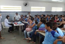 Arapiraca realiza feiras de saúde nas escolas municipais