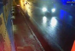 Vídeo. Motorista na contramão causa acidente fatal em Maceió; câmeras flagraram colisão