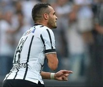 Corinthians vence a Ponte com ajuda da arbitragem e vai à semi do Paulista